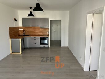 Prodej bytu 2+kk o rozloze 49 m2, ulice Za Penzionem, Moheln - 2