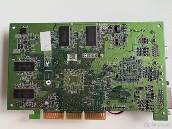 Grafická karta NVIDIA Quadro4 980 XGL - 2