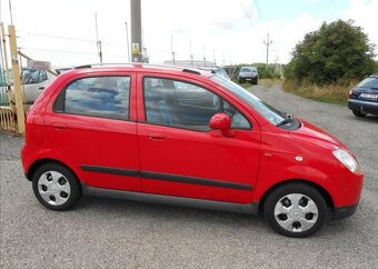 Chevrolet Spark 1,0 i 49 kW KLIMA Serviska benzín - 2