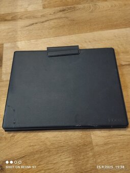 Pouzdro na tablet s klávesnicí - 2