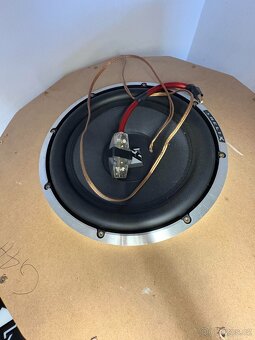 Subwoofer + Zesilovač HELIX - Hodna Civic Type-R EP3 - 2