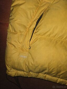 The North Face 700 perova vesta vel .XXL stav 6/10 , stav - 2