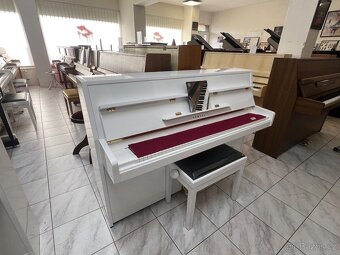 Bílé akustické pianino Yamaha se zárukou 5 let, doprava - 2