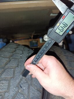 Pneu Kumho 235/75 R15 zimní - 2