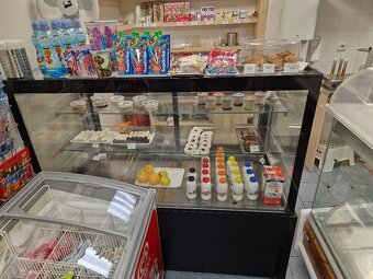 Chladící vitrína na zákusky - 2