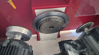 Stroj na broušení kruhových nožů - 2