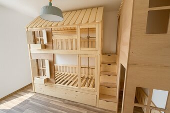 Domečková postel + hrací domek Atypická výroba - 2