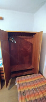 Retro šatní skříň 50./60. léta - 2