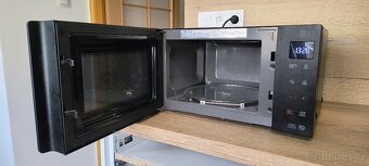 Mikrovlnná trouba LG - 2