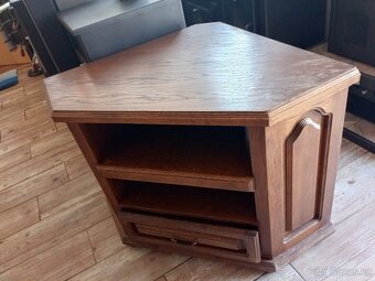 Rohová komoda - 2