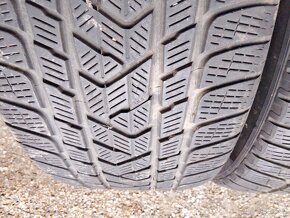 315/40/21 111v  Pirelli - zimní pneu 2ks - 2