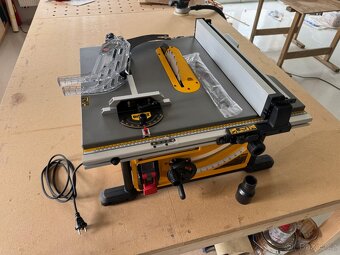 Pila Dewalt DWE7492 ZAMLUVENO - 2