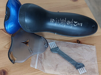 holicí strojek Philips RQ1145 - 2