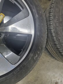 Letní pneu 285/40 R21 - 2