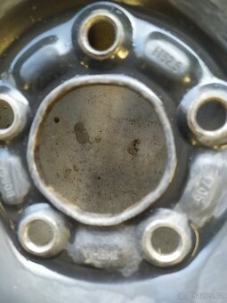 Plechové disky 15 pneu 195/65 Ford - 2
