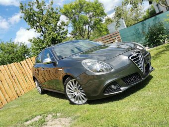 Alfa Romeo Giulietta TCT - 2