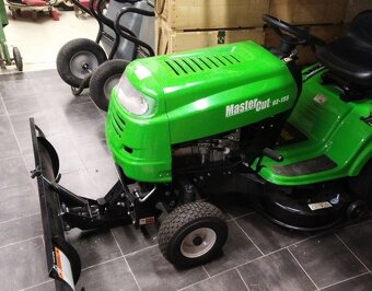 Sekačka s pojezdem Mtd Master Cut 92-155 zadní výhoz 15,5 hp - 2