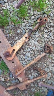 Zetor 6718/6911-ramena hydrauliky - 2