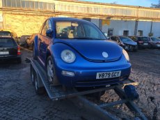 prodam nahradni dily vw New Beetle 2001 1.6i,2.0 - 2