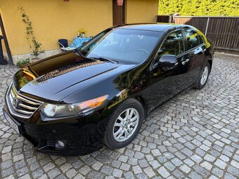 Honda Accord 2.2 i-DTEC Executive 6MT, Diesel 110 kW 160Tkm - 2