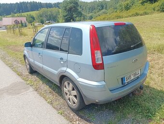 Ford Fusion + - 2