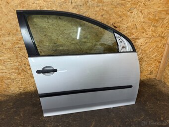 PRAVÉ PŘEDNÍ DVEŘE VW GOLF 5 HATCHBACK LA7W - 2