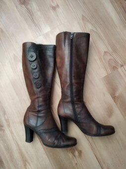 Kožené kozačky vel 38 ANTISHOK - 2