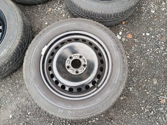 Zimní 205/60/16 Ford - 2
