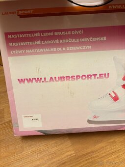 Dívčí brusle - 2