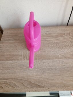 Prodám zahradní konev - 2