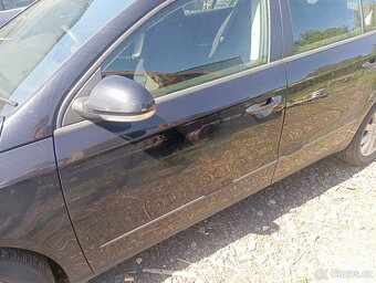 Náhradní díly na VW Passat B6 - 2
