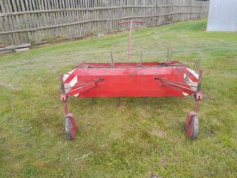 Obracák sena -2kusy - 2