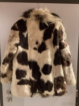 Kožíšek hnědobéžový pravý - 2