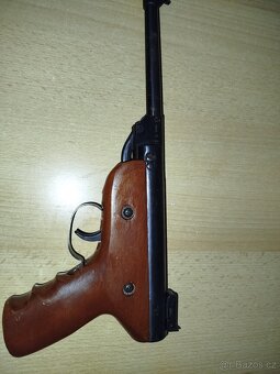 Ruční vzduchovka - 2