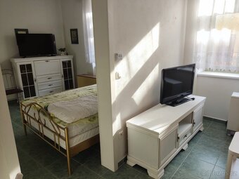 Zděný byt 1+1, 35 m2 - 2