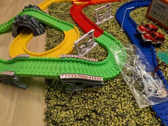 Svítící autodráha a autodráha flexile track - 2