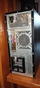 Stolní PC PRODÁM + Monitor - 2