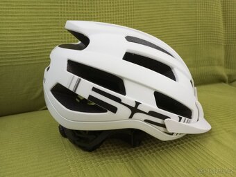 SLEVA 46% Přilba R2 Spirit White, 54 - 58 cm - 2