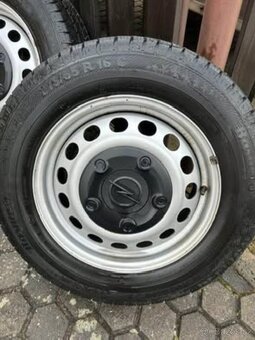 Zimní pneu 215/65 nR 16C - 2