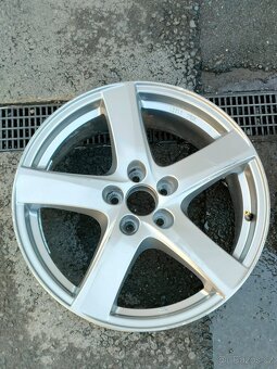 ALU kola Alutec 17" R17 5x100, ET48, 7Jx17, Subaru - 2
