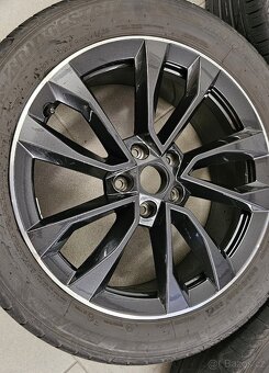 ŠKODA KAROQ, OCTAVIA, kompletni letní alu kola 225/50 R18 - 2