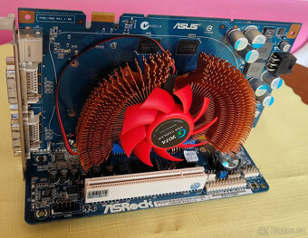 Základní deska ASRock N68-VS3 FX s grafickou kartou - 2