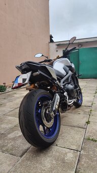 Yamaha mt-09 - 2