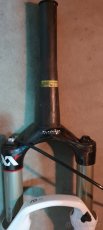 Vidlice 26' na MTB firem Fox, Rock Shox.. - 2