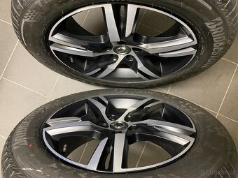 ORIGINAL ALU KOLA VOLVO XC40 235/55/18 - 2