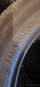 225/60 R17 - 2