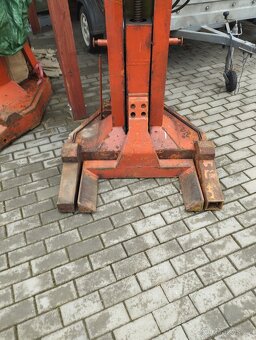 Zvedák sloupový mobilní nosnost 4T sloup - 2