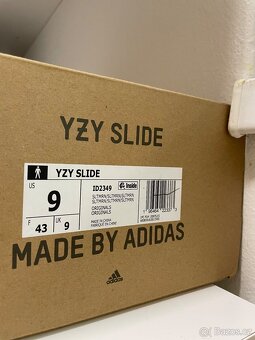 Adidas Yeezy Slade - 2