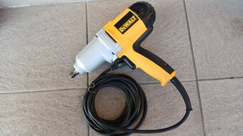 Rázový Utahovák DEWALT - 2