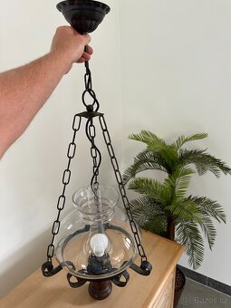 Rustikální elektrický závěsný lustr. Petrolejovka. - 2